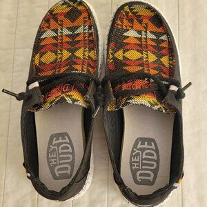 Hey Dude Wendy Size 8